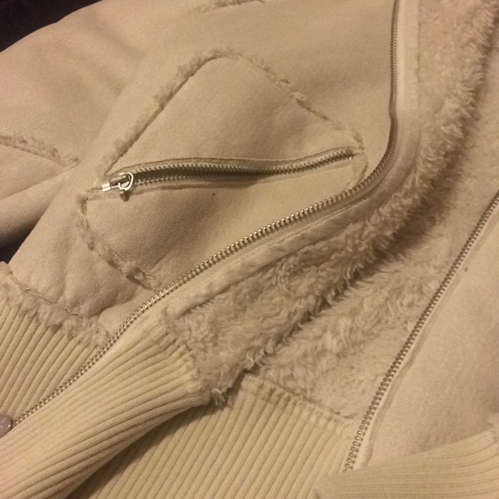 Jacket - Picture 2 of 3